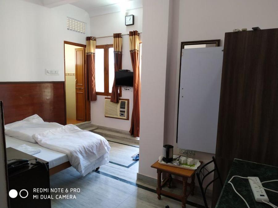 Boby Home Stay " Boby Mansion " ชัยปุระ ภายนอก รูปภาพ